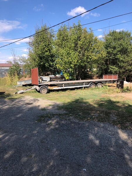 Remorca cu axa viratoare BORO